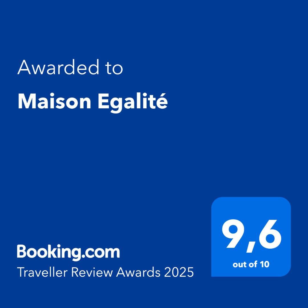 Maison Egalite Melay  Ngoại thất bức ảnh